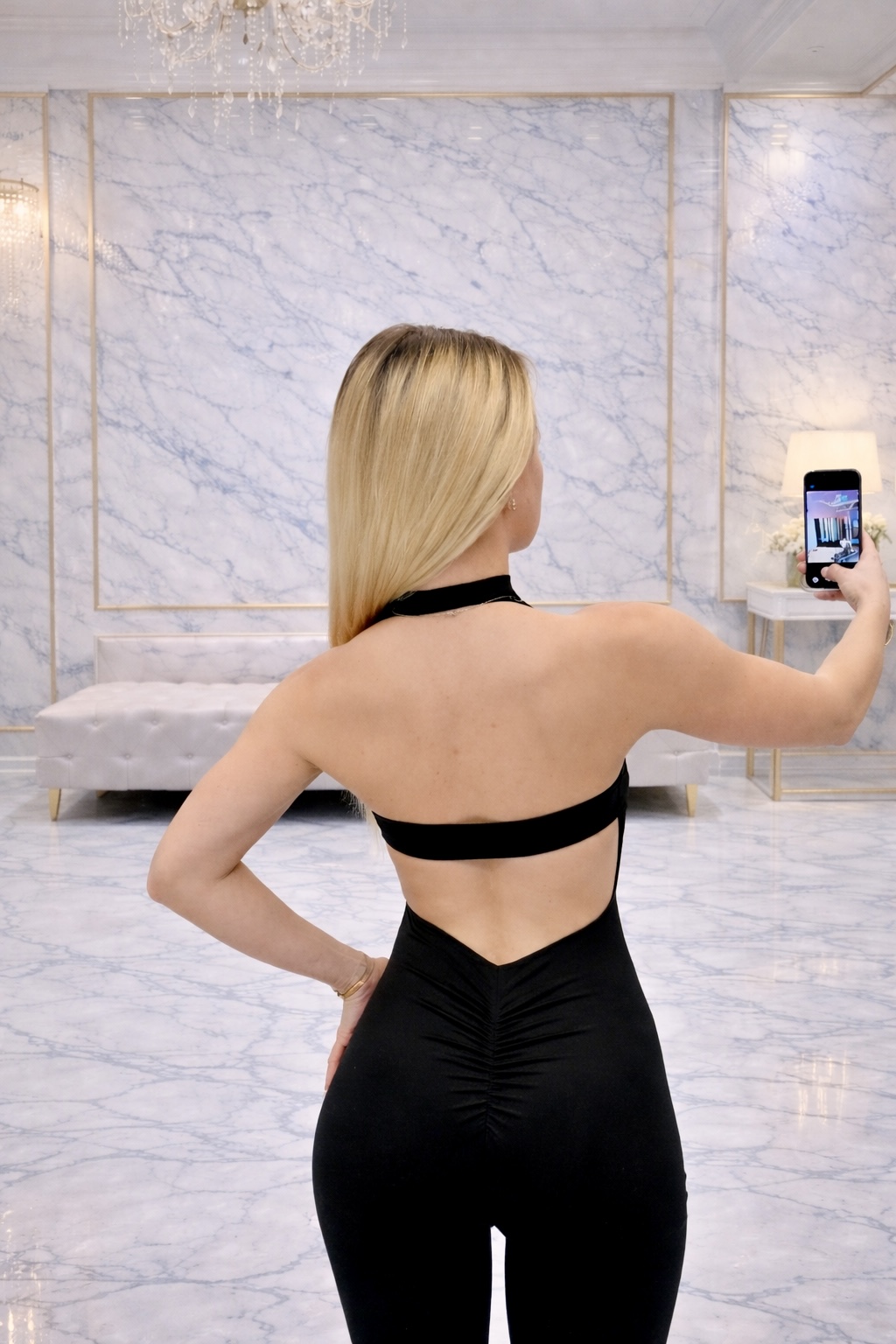 DAISY V-Neck Back - obrazek 2